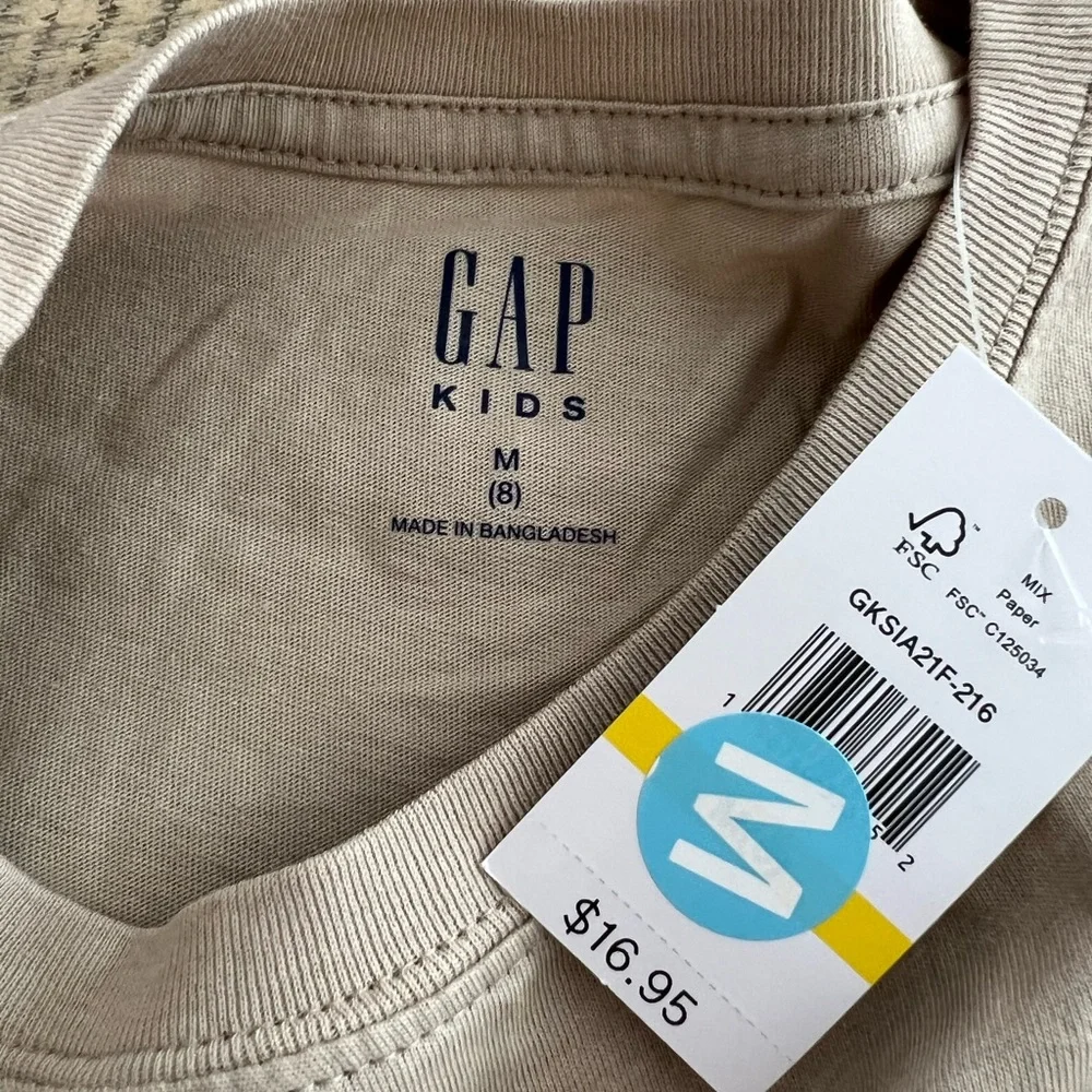 Gap‎ boys short sleeve pocket T-shirt khaki tan size 8 new with tags
